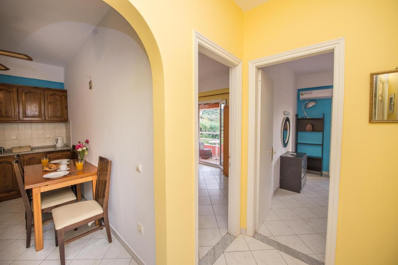 Kogeros Apartment Agios Georgios Pagon Exterior photo